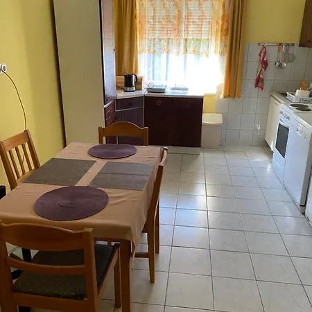 Relax Home/lazit-lak Ebergoc
